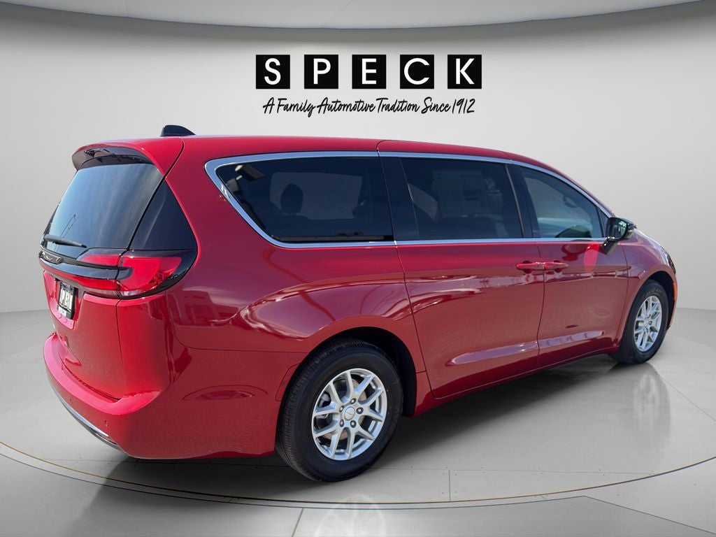 2027 Chrysler Pacifica PACIFICA SELECT