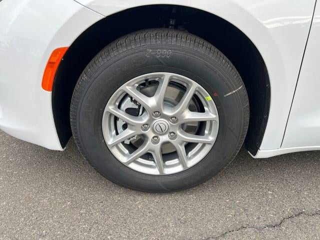 2026 Chrysler Voyager VOYAGER LX