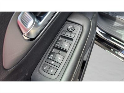2027 Chrysler Pacifica PACIFICA SELECT AWD