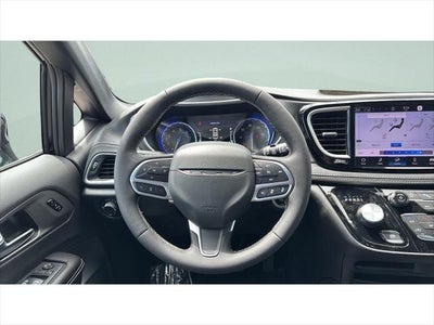 2027 Chrysler Pacifica PACIFICA SELECT AWD