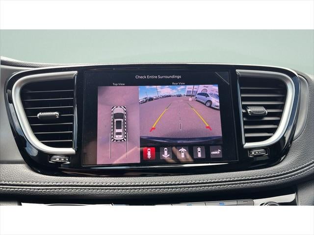 2027 Chrysler Pacifica PACIFICA SELECT AWD