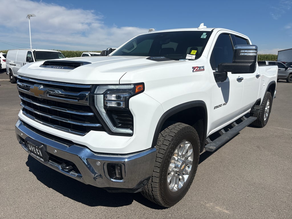 2025 Chevrolet Silverado 2500HD 4WD Crew Cab Standard Bed LTZ