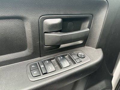 2018 RAM 3500 Tradesman Crew Cab 4x4 6'4' Box