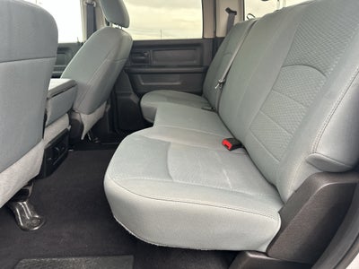 2018 RAM 3500 Tradesman Crew Cab 4x4 6'4' Box