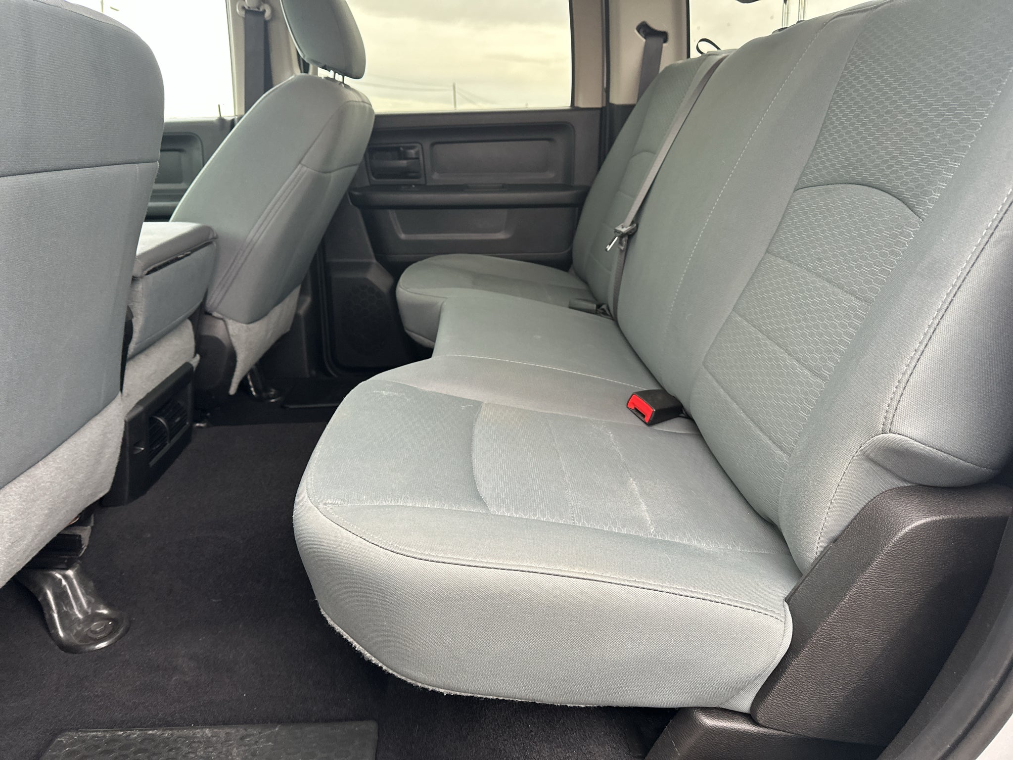 2018 RAM 3500 Tradesman Crew Cab 4x4 6'4' Box