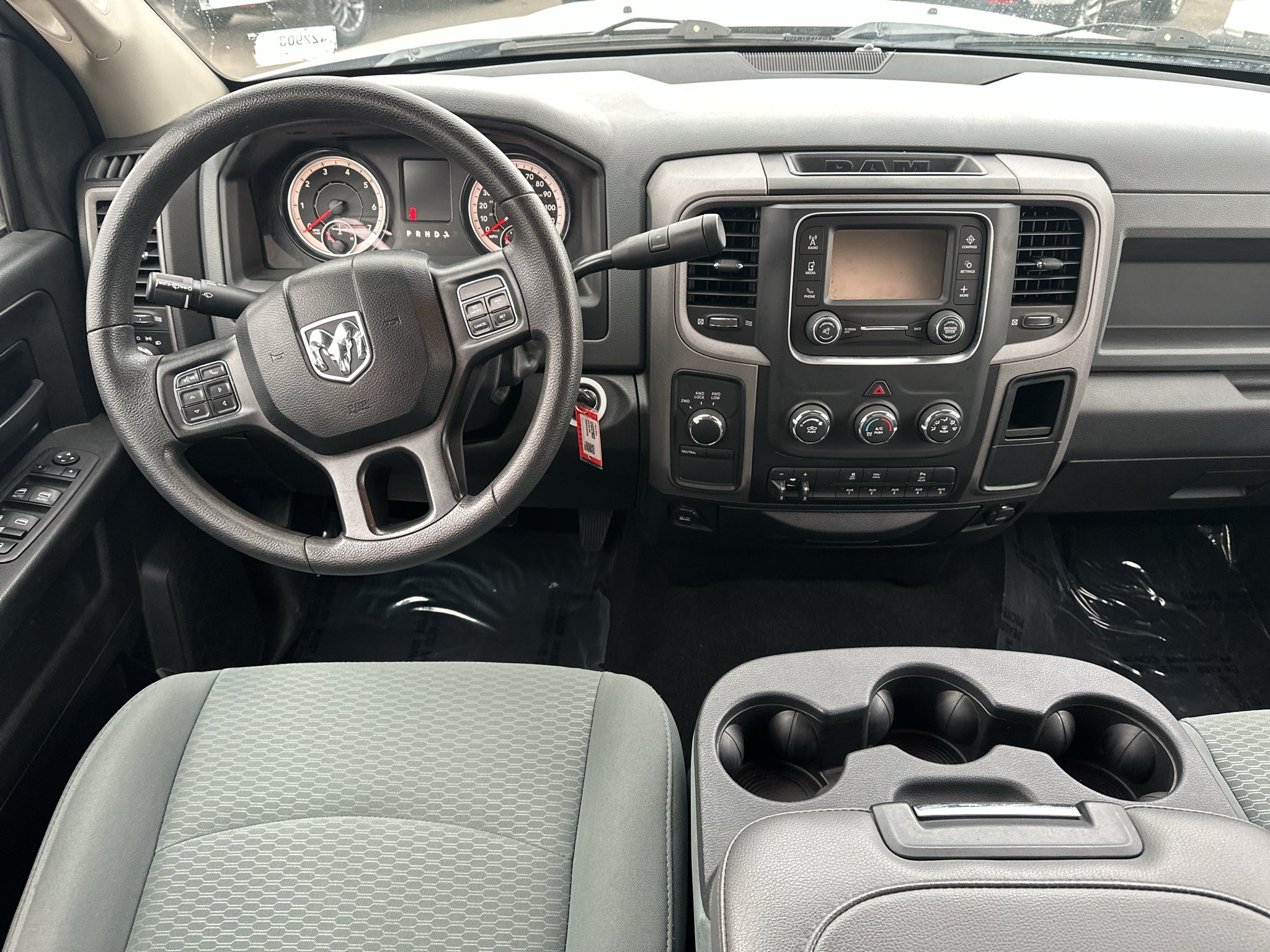 2018 RAM 3500 Tradesman Crew Cab 4x4 6'4' Box