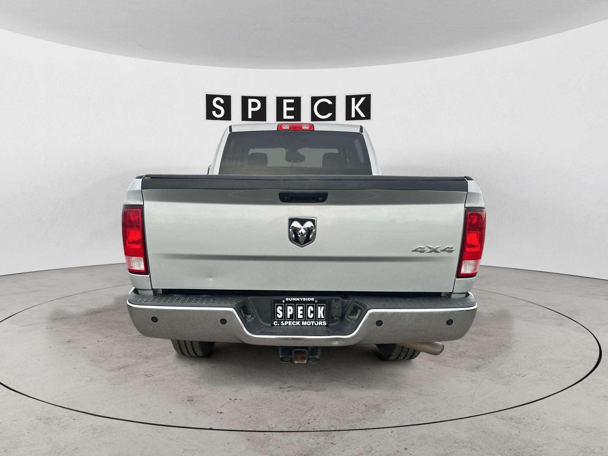 2018 RAM 3500 Tradesman Crew Cab 4x4 6'4' Box