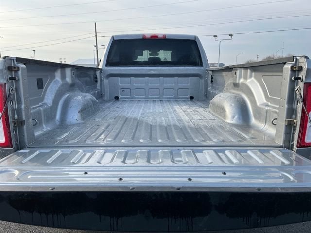 2024 RAM 3500 Big Horn Crew Cab 4x4 8' Box