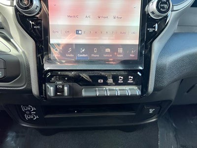 2026 RAM Ram 2500 RAM 2500 BLACK EXPRESS CREW CAB 4X4 6'4' BOX