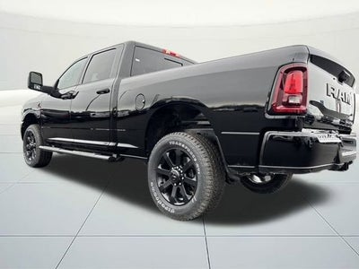 2026 RAM Ram 2500 RAM 2500 BLACK EXPRESS CREW CAB 4X4 6'4' BOX