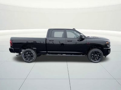 2026 RAM Ram 2500 RAM 2500 BLACK EXPRESS CREW CAB 4X4 6'4' BOX