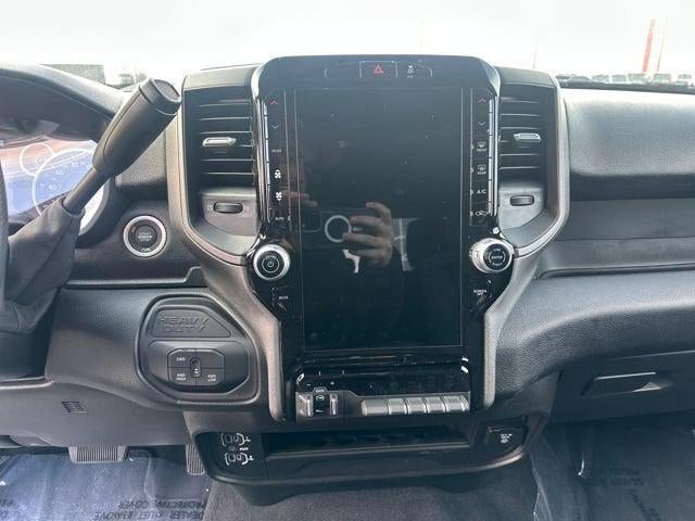 2026 RAM Ram 2500 RAM 2500 BLACK EXPRESS CREW CAB 4X4 6'4' BOX