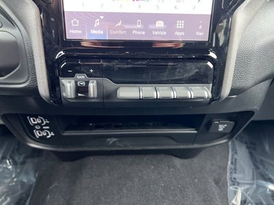 2026 RAM Ram 2500 RAM 2500 TRADESMAN CREW CAB 4X4 8' BOX