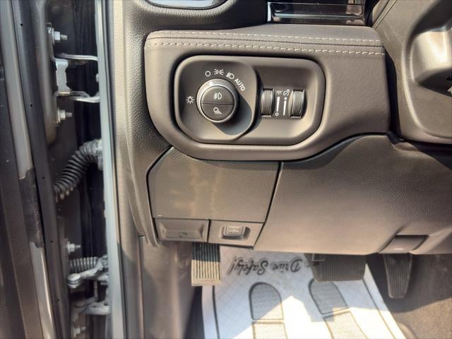 2026 RAM 2500 RAM 2500 LIMITED MEGA CAB 4X4 6'4' BOX