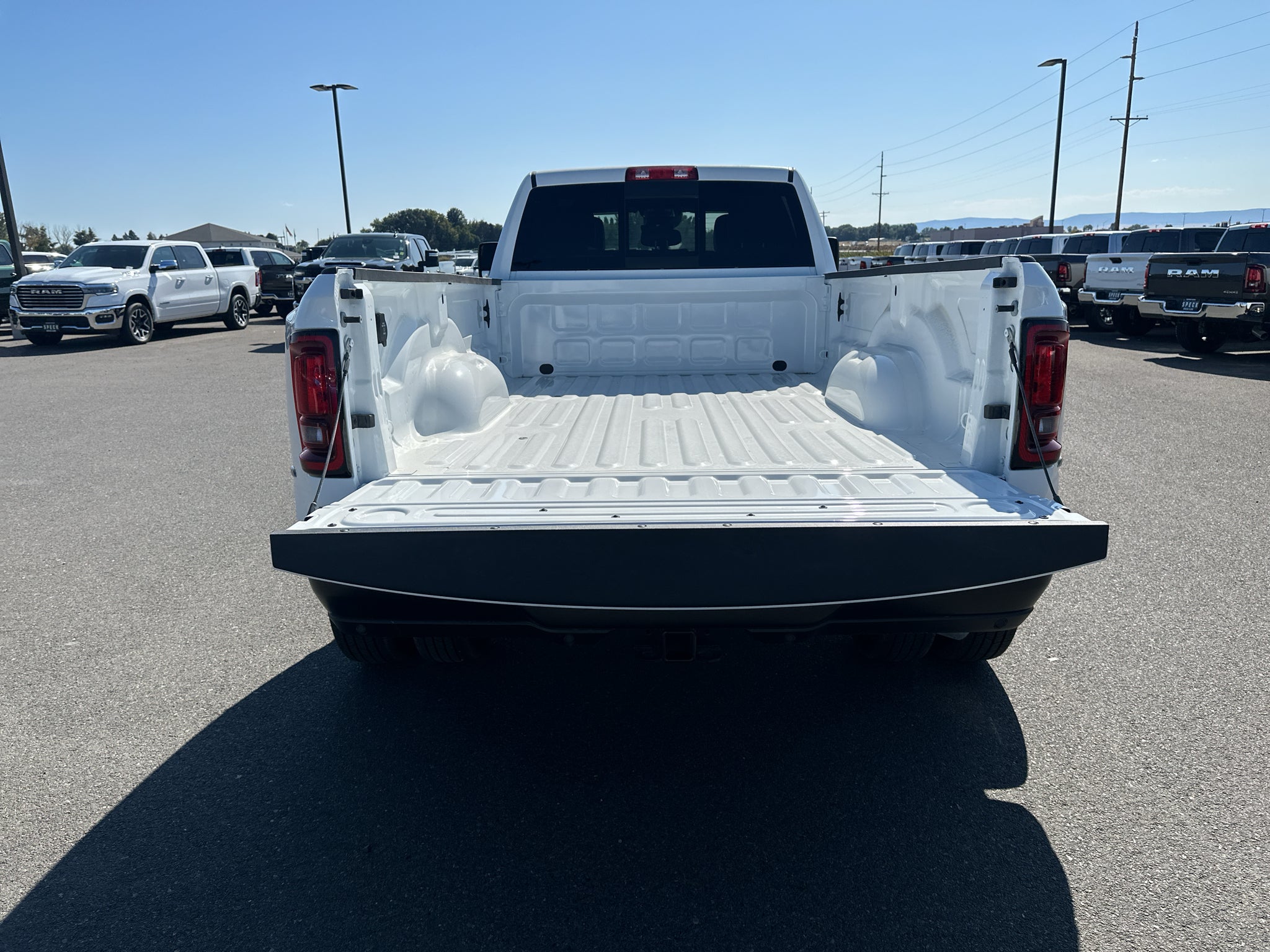 2026 RAM Ram 3500 RAM 3500 TRADESMAN CREW CAB 4X4 8' BOX