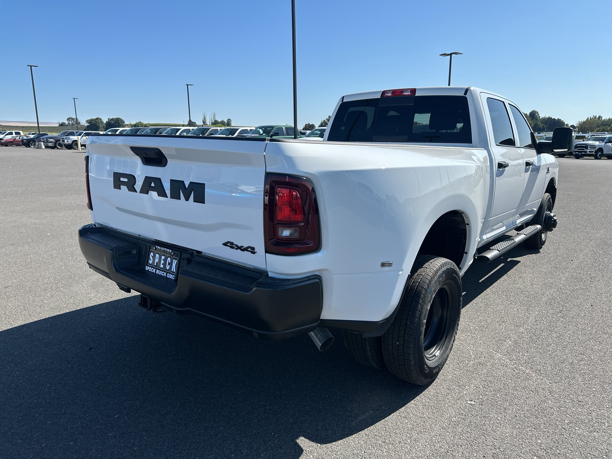 2026 RAM Ram 3500 RAM 3500 TRADESMAN CREW CAB 4X4 8' BOX