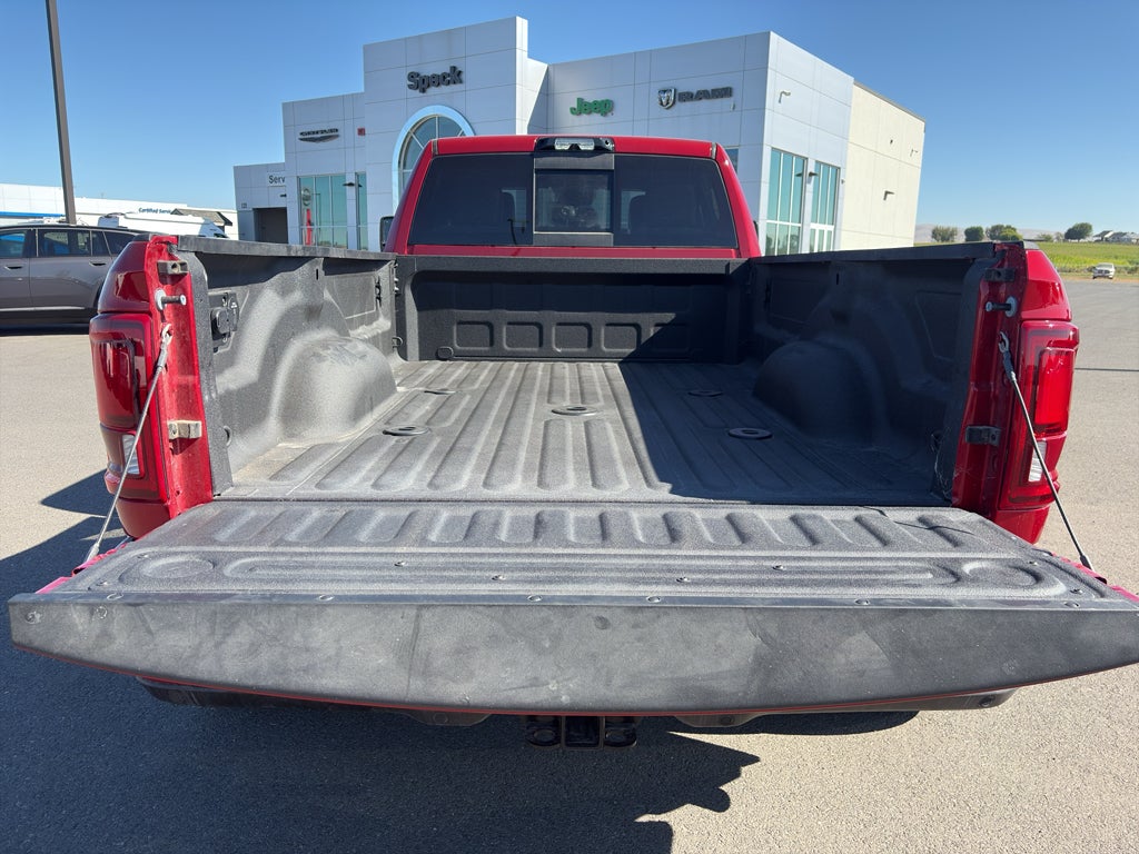 2026 RAM Ram 3500 RAM 3500 LARAMIE CREW CAB 4X4 8' BOX