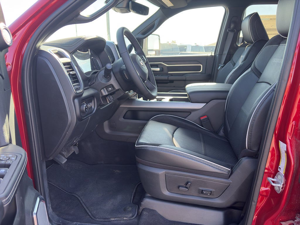 2026 RAM Ram 3500 RAM 3500 LARAMIE CREW CAB 4X4 8' BOX