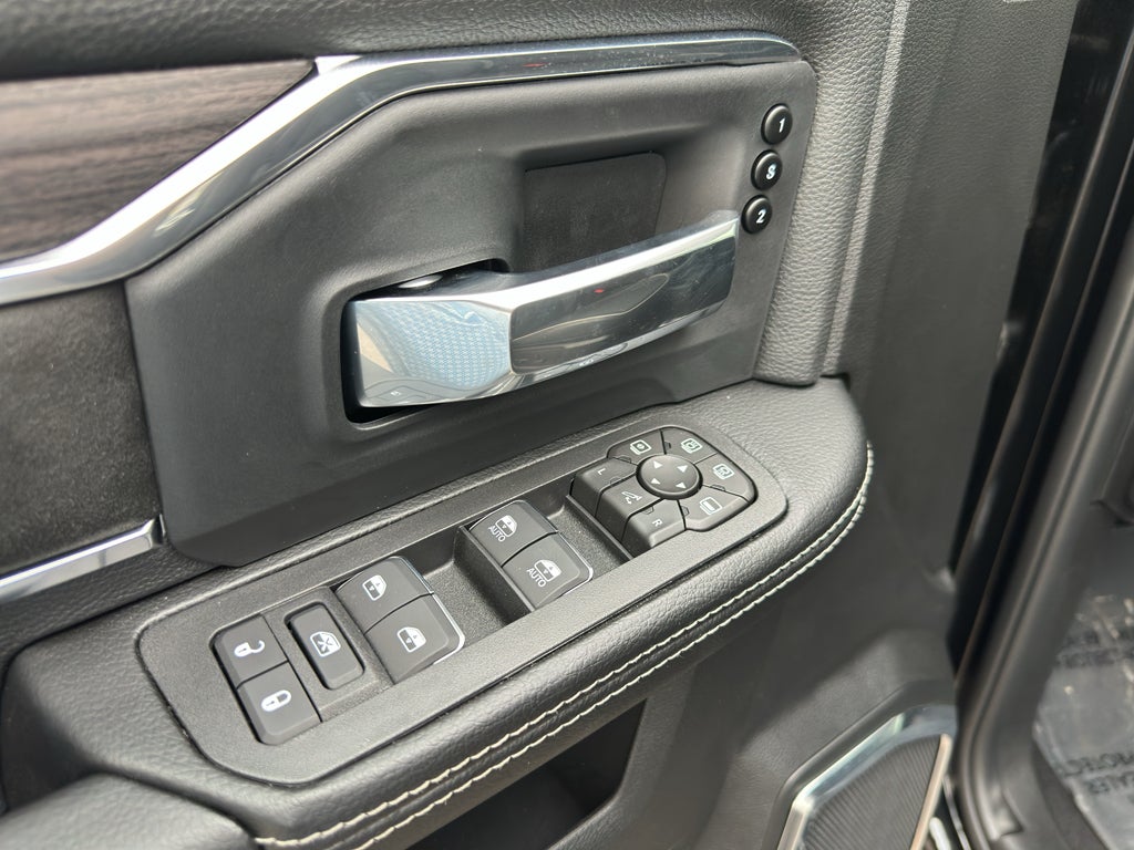 2026 RAM Ram 3500 RAM 3500 LARAMIE CREW CAB 4X4 8' BOX