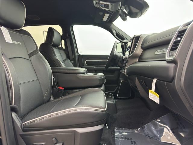 2026 RAM Ram 3500 RAM 3500 LARAMIE CREW CAB 4X4 8' BOX