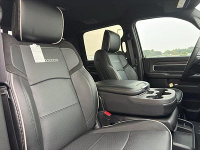2026 RAM Ram 3500 RAM 3500 LARAMIE CREW CAB 4X4 8' BOX