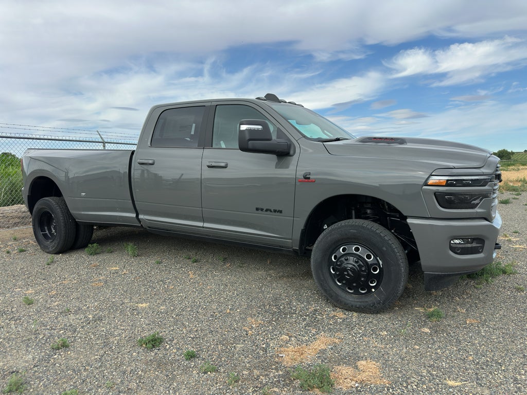 2026 RAM Ram 3500 RAM 3500 LARAMIE CREW CAB 4X4 8' BOX