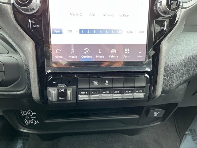 2026 RAM Ram 2500 RAM 2500 TRADESMAN CREW CAB 4X4 8' BOX