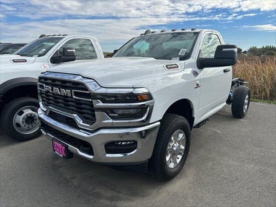 2026 RAM Ram 3500 Chassis Cab RAM 3500 TRADESMAN CHASSIS REGULAR CAB 4X4 60' CA