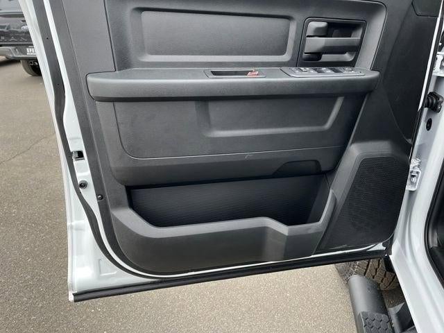 2026 RAM Ram 3500 Chassis Cab RAM 3500 TRADESMAN CREW CAB CHASSIS 4X4 60' CA