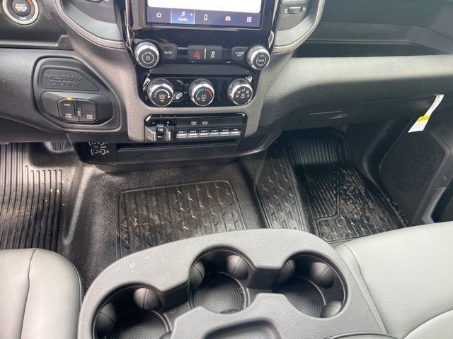 2025 RAM Ram 5500 Chassis Cab RAM 5500 TRADESMAN CHASSIS REGULAR CAB 4X4 84' CA