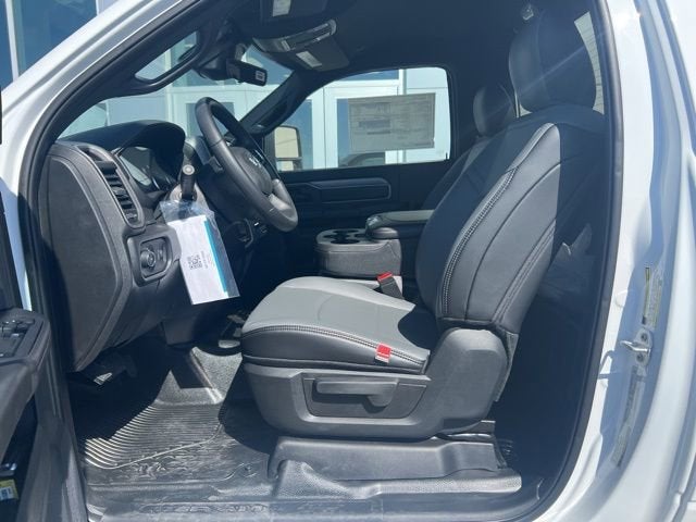 2025 RAM Ram 5500 Chassis Cab RAM 5500 TRADESMAN CHASSIS REGULAR CAB 4X4 84' CA