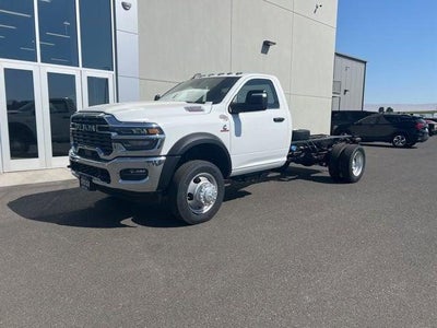 2025 RAM Ram 5500 Chassis Cab RAM 5500 TRADESMAN CHASSIS REGULAR CAB 4X4 84' CA