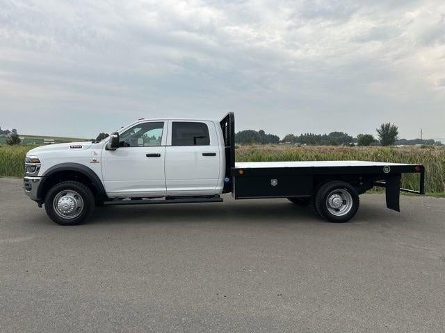 2025 RAM Ram 5500 Chassis Cab RAM 5500 TRADESMAN CHASSIS CREW CAB 4X4 84' CA