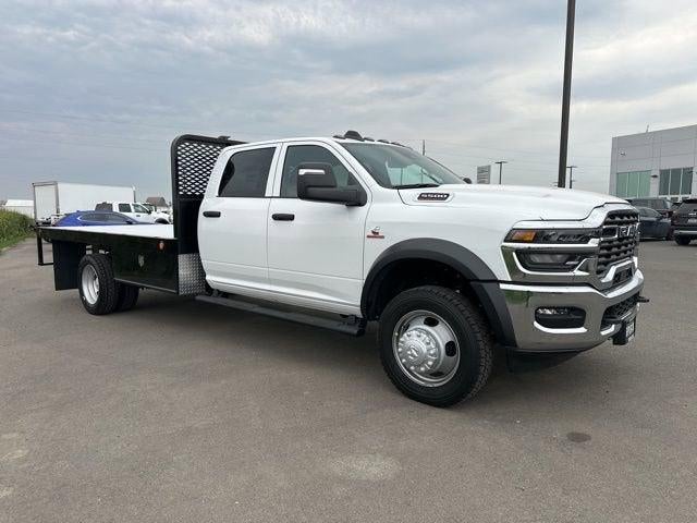 2025 RAM Ram 5500 Chassis Cab RAM 5500 TRADESMAN CHASSIS CREW CAB 4X4 84' CA