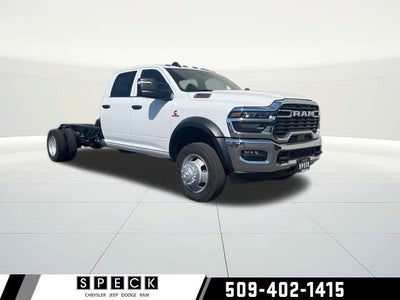 2025 RAM Ram 5500 Chassis Cab RAM 5500 TRADESMAN CHASSIS CREW CAB 4X4 84' CA