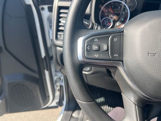 2025 RAM Ram 5500 Chassis Cab RAM 5500 TRADESMAN CHASSIS CREW CAB 4X4 84' CA