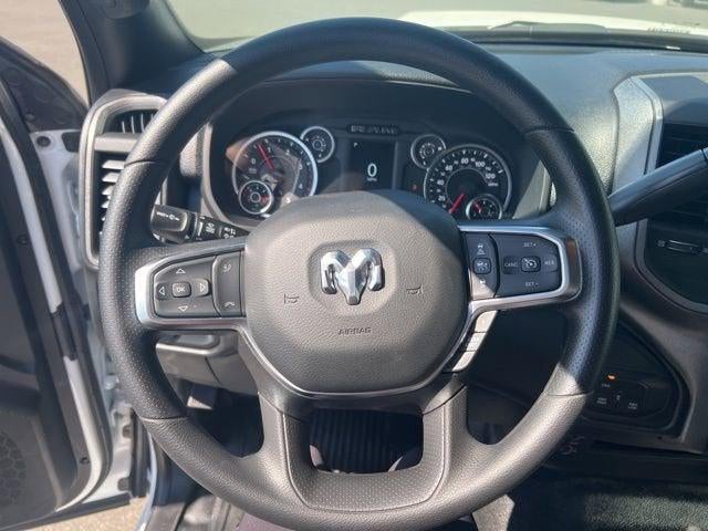 2025 RAM Ram 5500 Chassis Cab RAM 5500 TRADESMAN CHASSIS CREW CAB 4X4 84' CA