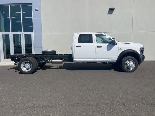 2025 RAM Ram 5500 Chassis Cab RAM 5500 TRADESMAN CHASSIS CREW CAB 4X4 84' CA