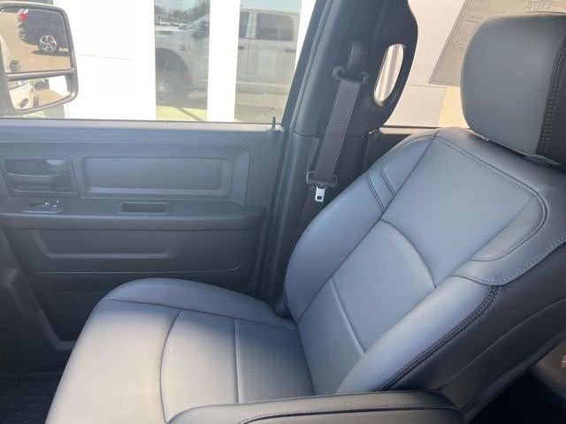 2025 RAM Ram 5500 Chassis Cab RAM 5500 TRADESMAN CHASSIS CREW CAB 4X4 84' CA