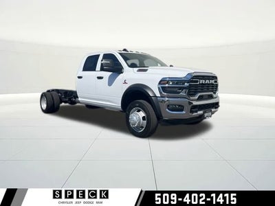 2025 RAM Ram 5500 Chassis Cab RAM 5500 TRADESMAN CHASSIS CREW CAB 4X4 84' CA