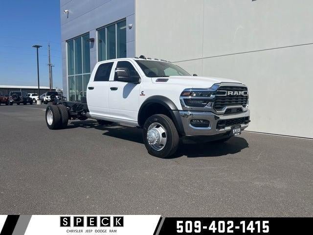 2025 RAM Ram 5500 Chassis Cab RAM 5500 TRADESMAN CHASSIS CREW CAB 4X4 84' CA