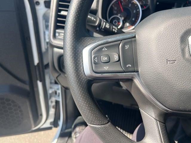 2025 RAM Ram 5500 Chassis Cab RAM 5500 TRADESMAN CHASSIS CREW CAB 4X4 84' CA