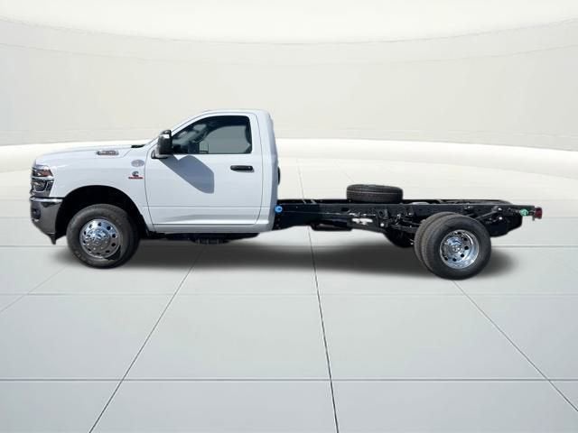 2026 RAM Ram 3500 Chassis Cab RAM 3500 TRADESMAN CHASSIS REGULAR CAB 4X4 84' CA