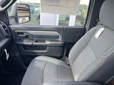 2026 RAM Ram 3500 Chassis Cab RAM 3500 TRADESMAN CHASSIS REGULAR CAB 4X4 84' CA