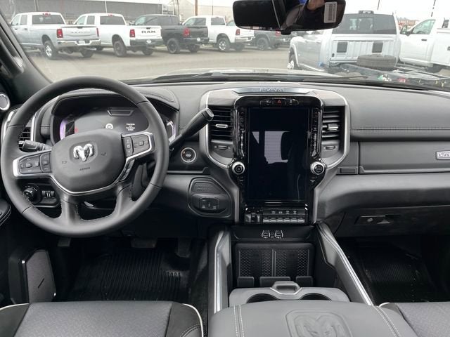 2026 RAM Ram 3500 Chassis Cab RAM 3500 BIG HORN CREW CAB CHASSIS 4X4 60' CA