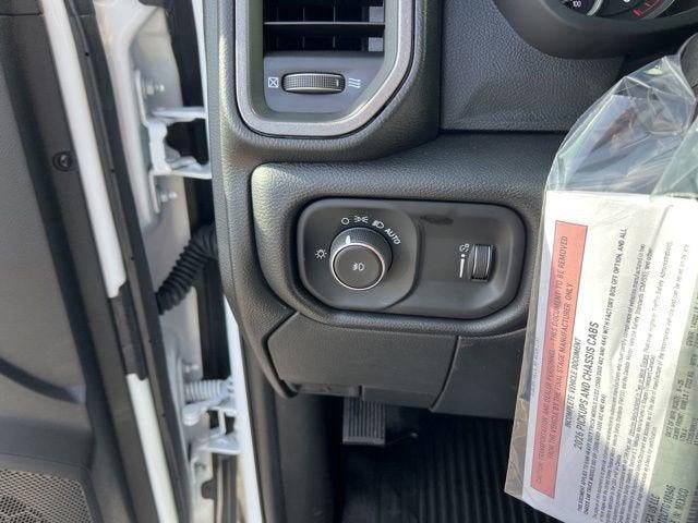 2026 RAM Ram 3500 Chassis Cab RAM 3500 TRADESMAN CREW CAB CHASSIS 4X4 60' CA