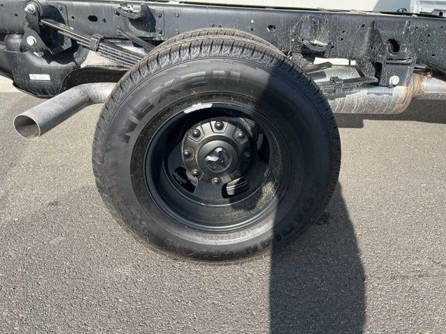 2026 RAM Ram 3500 Chassis Cab RAM 3500 TRADESMAN CREW CAB CHASSIS 4X4 60' CA