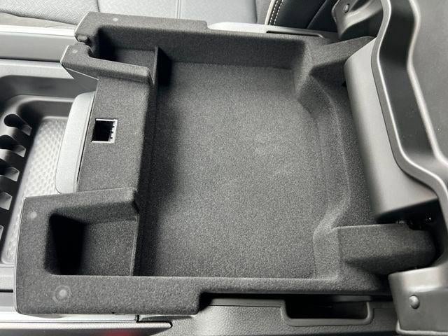 2026 RAM Ram 3500 Chassis Cab RAM 3500 BIG HORN CREW CAB CHASSIS 4X4 60' CA