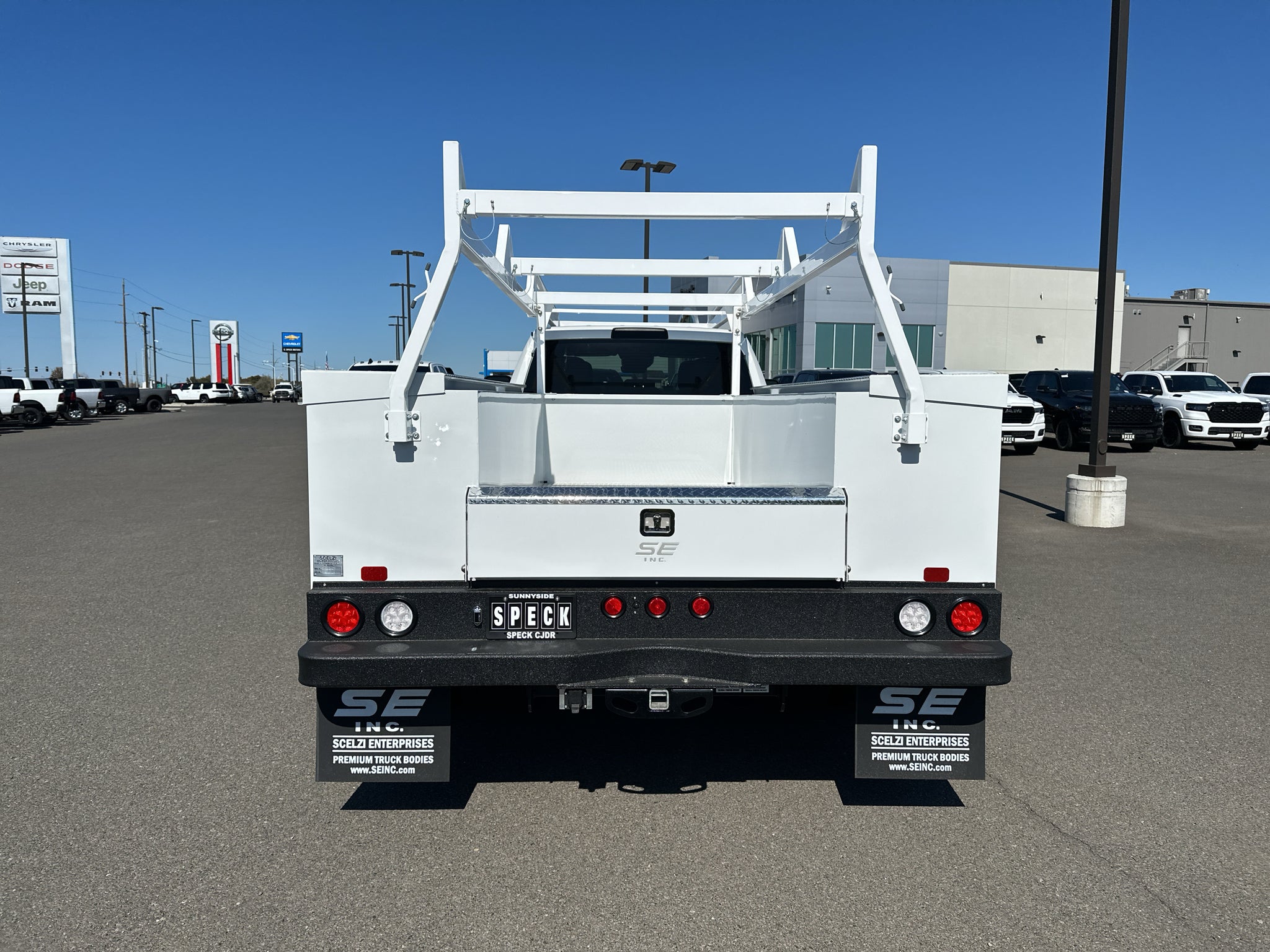 2026 RAM Ram 3500 Chassis Cab RAM 3500 TRADESMAN CREW CAB CHASSIS 4X4 60' CA