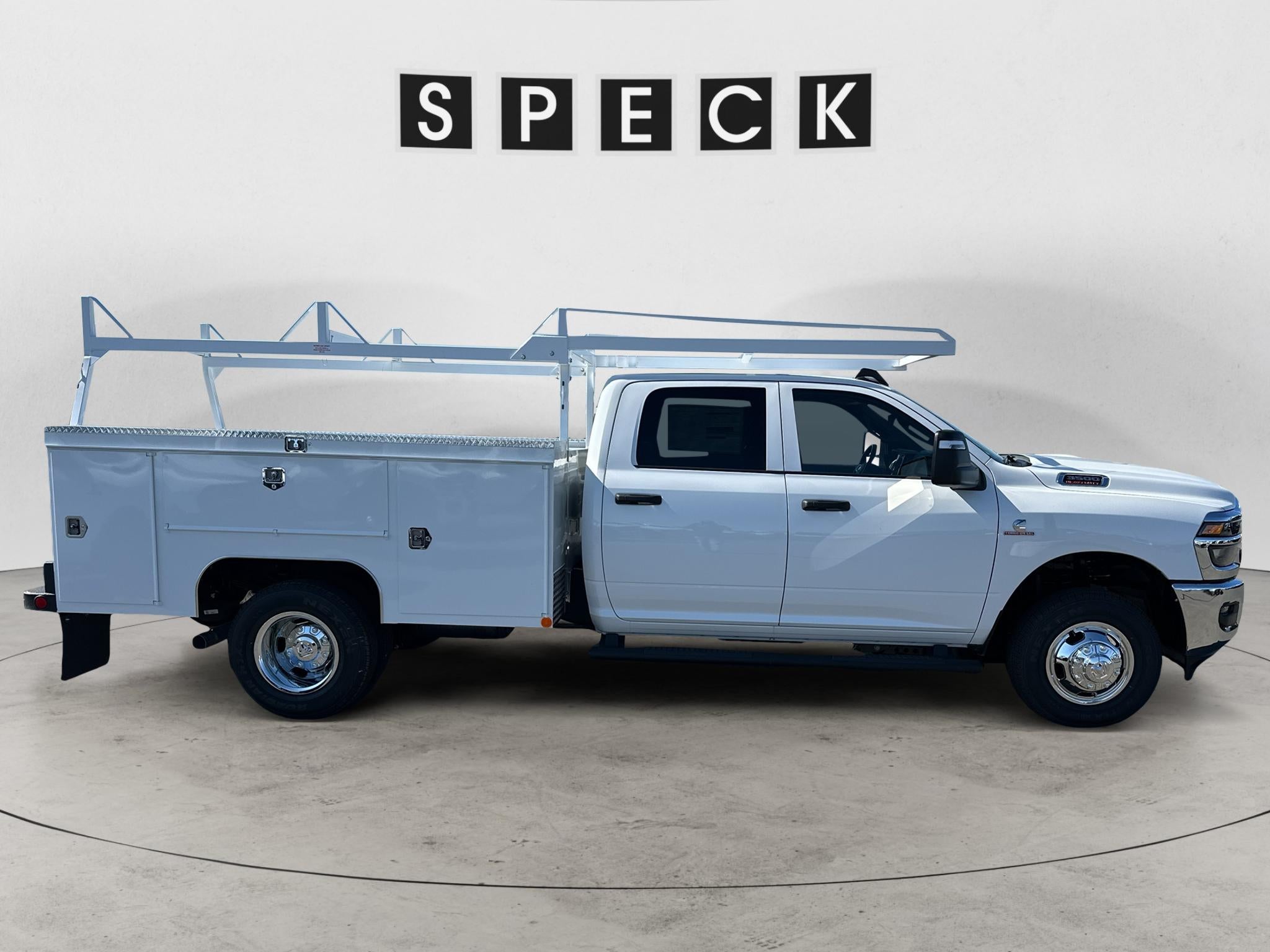 2026 RAM Ram 3500 Chassis Cab RAM 3500 TRADESMAN CREW CAB CHASSIS 4X4 60' CA